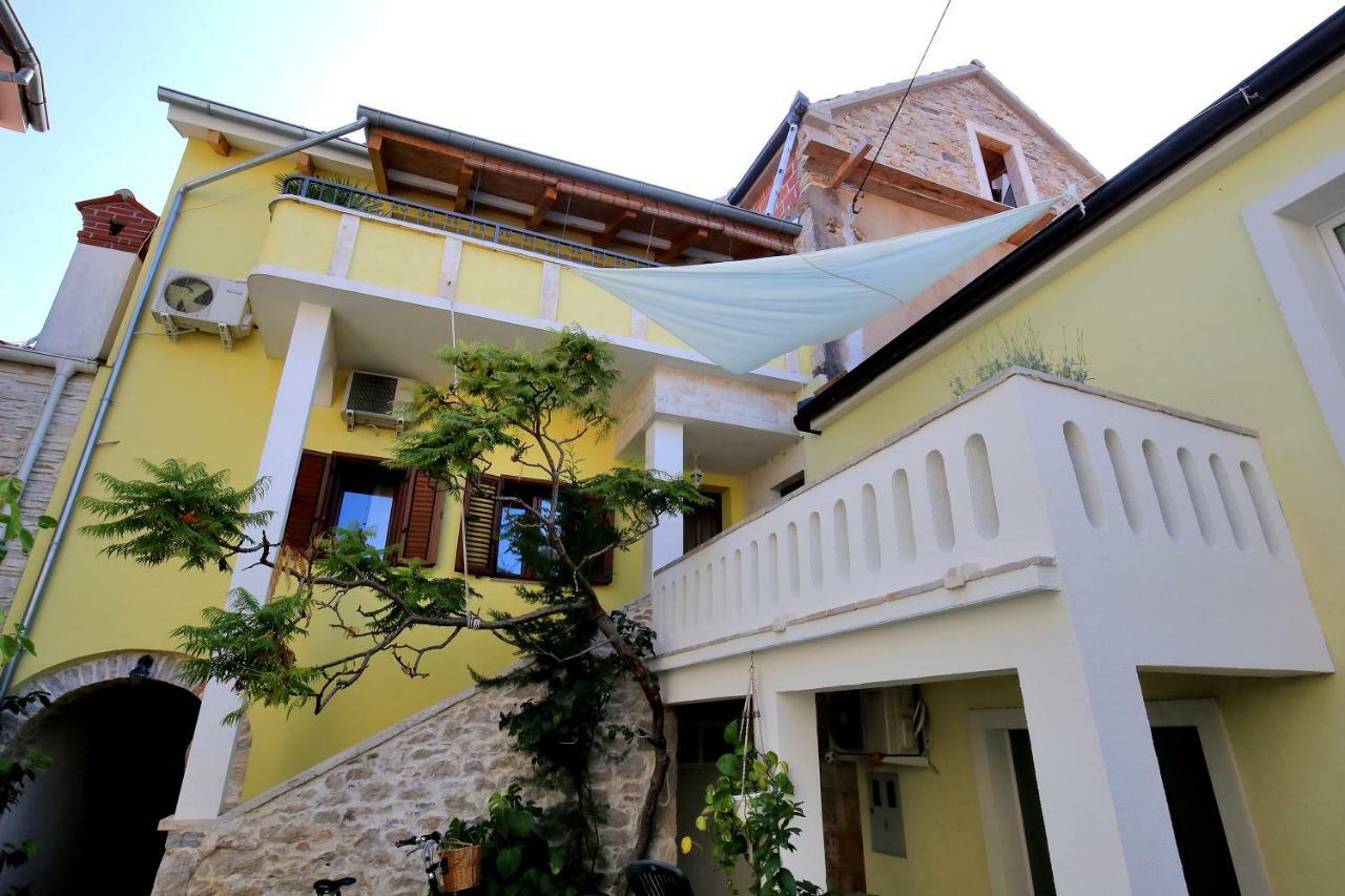 Julijana Apartman Zára Kültér fotó